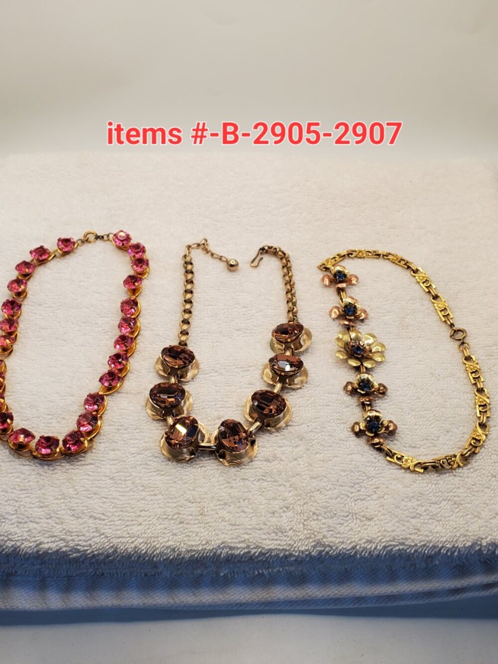 3 Vintage Necklaces, items # B-2905-2907,. wt. 118 grams